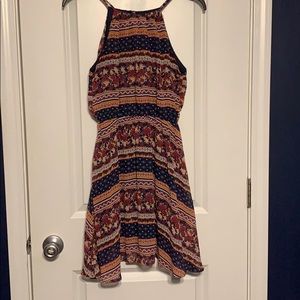 High-neck patterned dress
